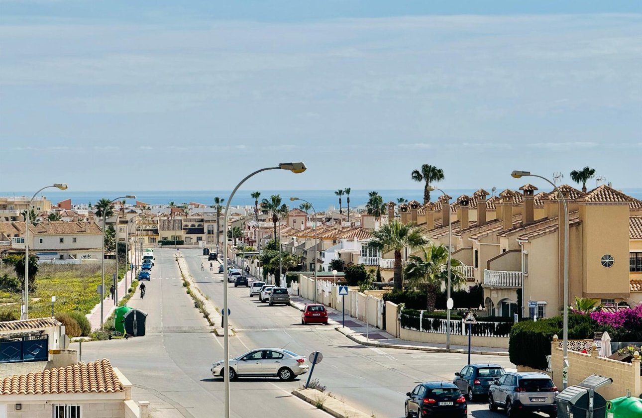 Resale - Villa - Orihuela Costa - La Zenia- Orihuela costa