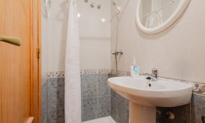 Resale - Apartment / flat - Torrevieja - Parque de Las Naciones