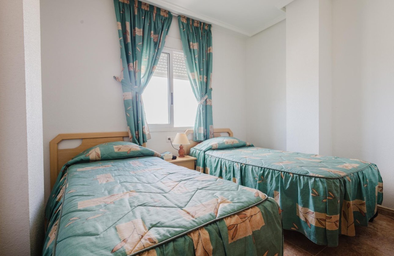 Resale - Apartment / flat - Torrevieja - Parque de Las Naciones