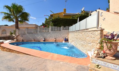 Resale - Villa - Orihuela Costa - Los Balcones