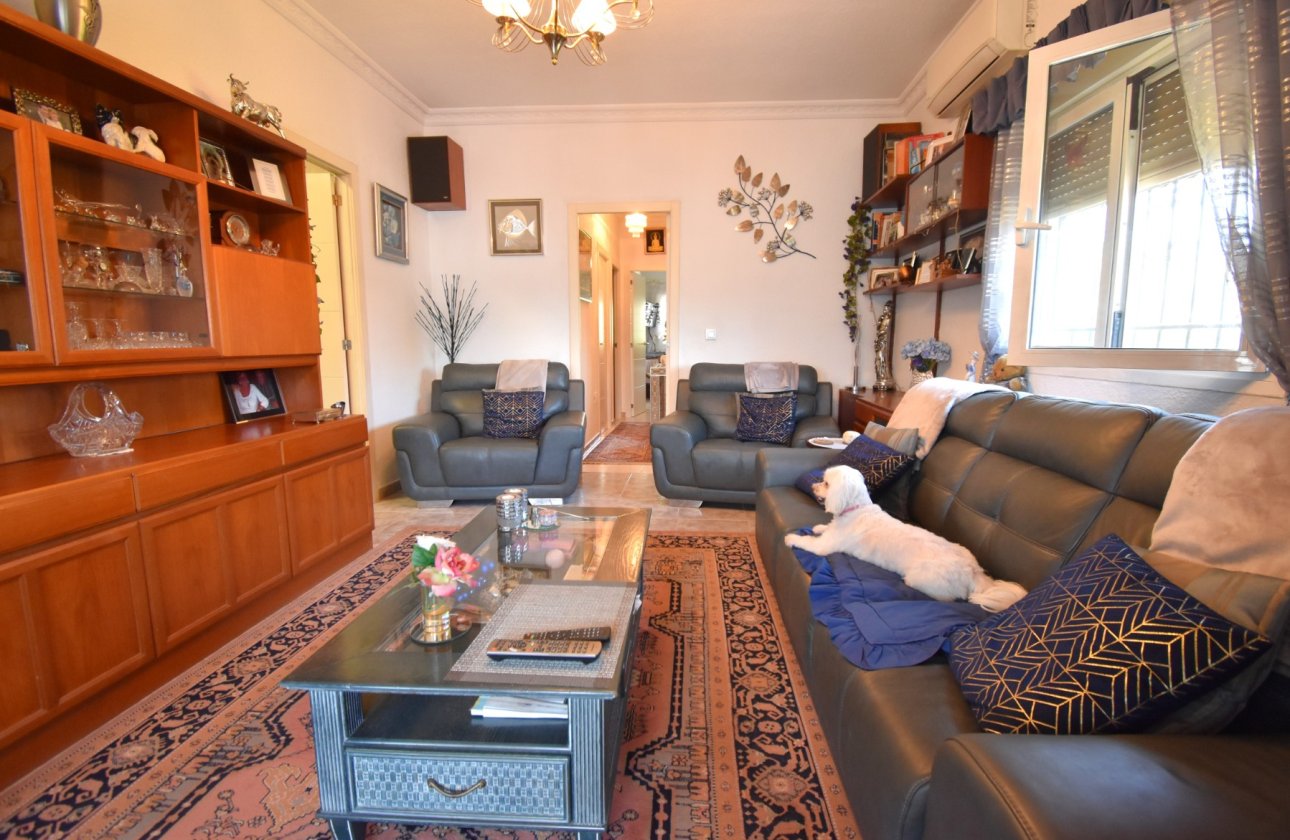 Resale - Villa - Orihuela Costa - Los Balcones