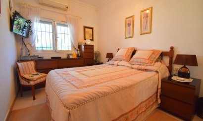 Resale - Villa - Orihuela Costa - Los Balcones