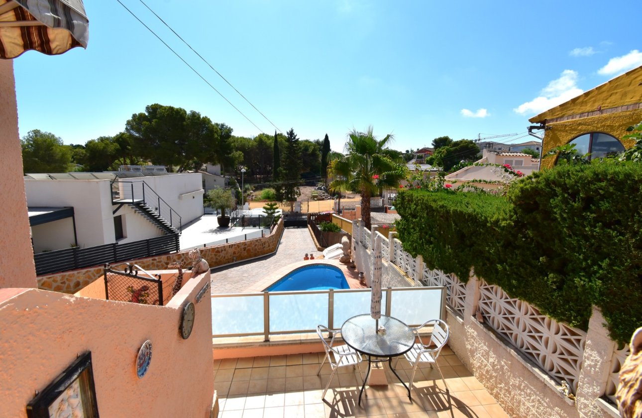Resale - Villa - Orihuela Costa - Los Balcones