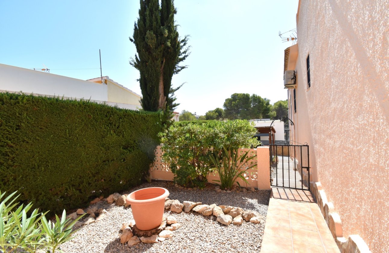 Resale - Villa - Orihuela Costa - Los Balcones