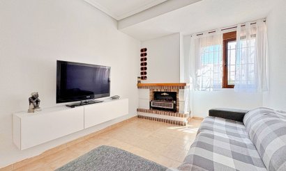 Resale - Apartment / flat - Torrevieja - Rocio del Mar