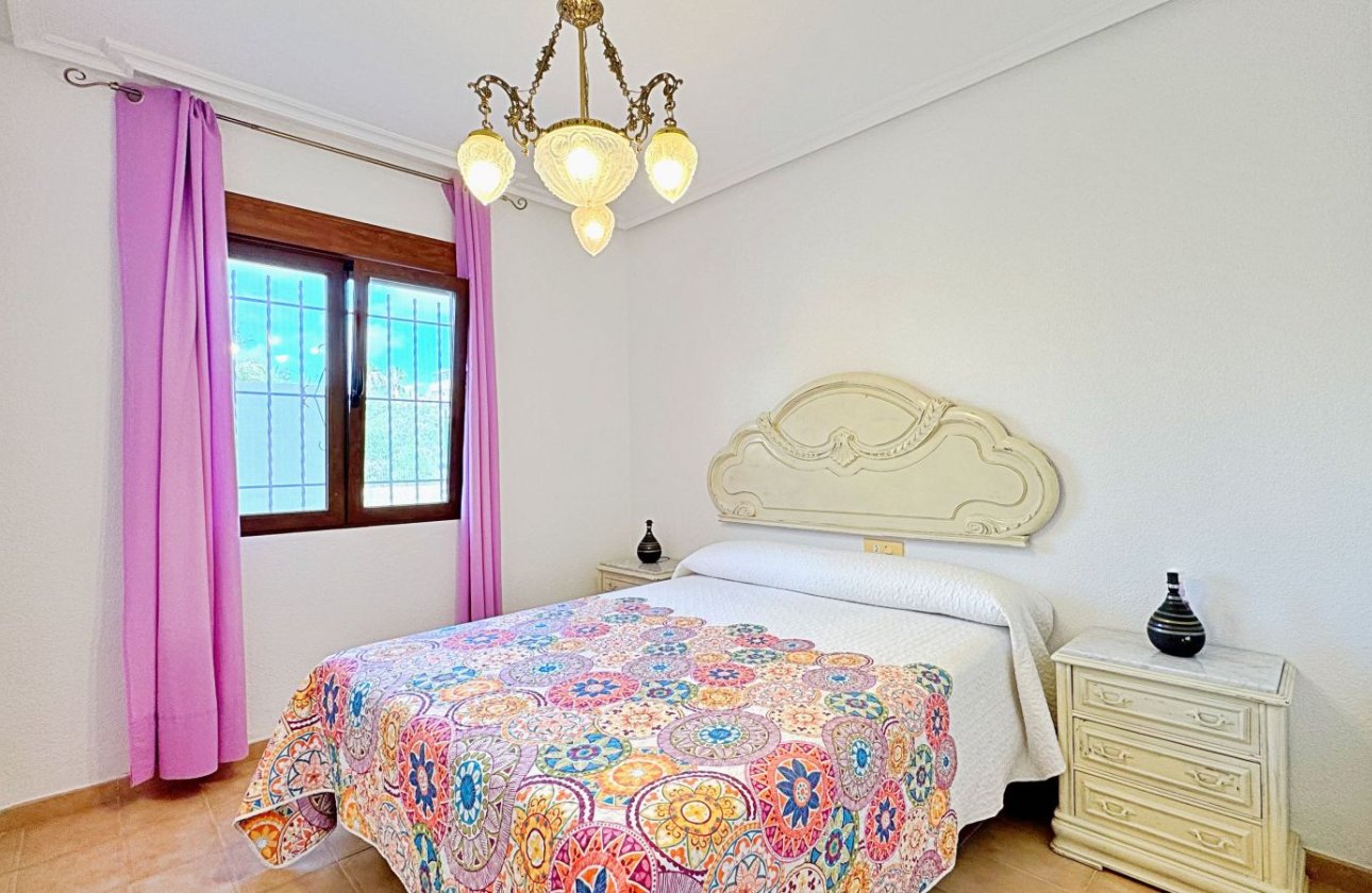 Resale - Apartment / flat - Torrevieja - Rocio del Mar