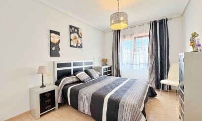 Resale - Apartment / flat - Torrevieja - Rocio del Mar