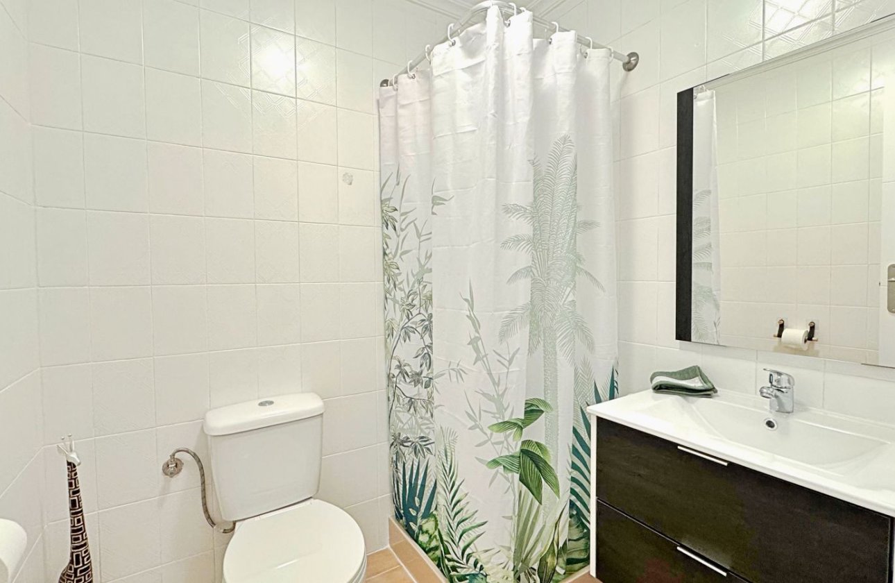 Resale - Apartment / flat - Torrevieja - Rocio del Mar