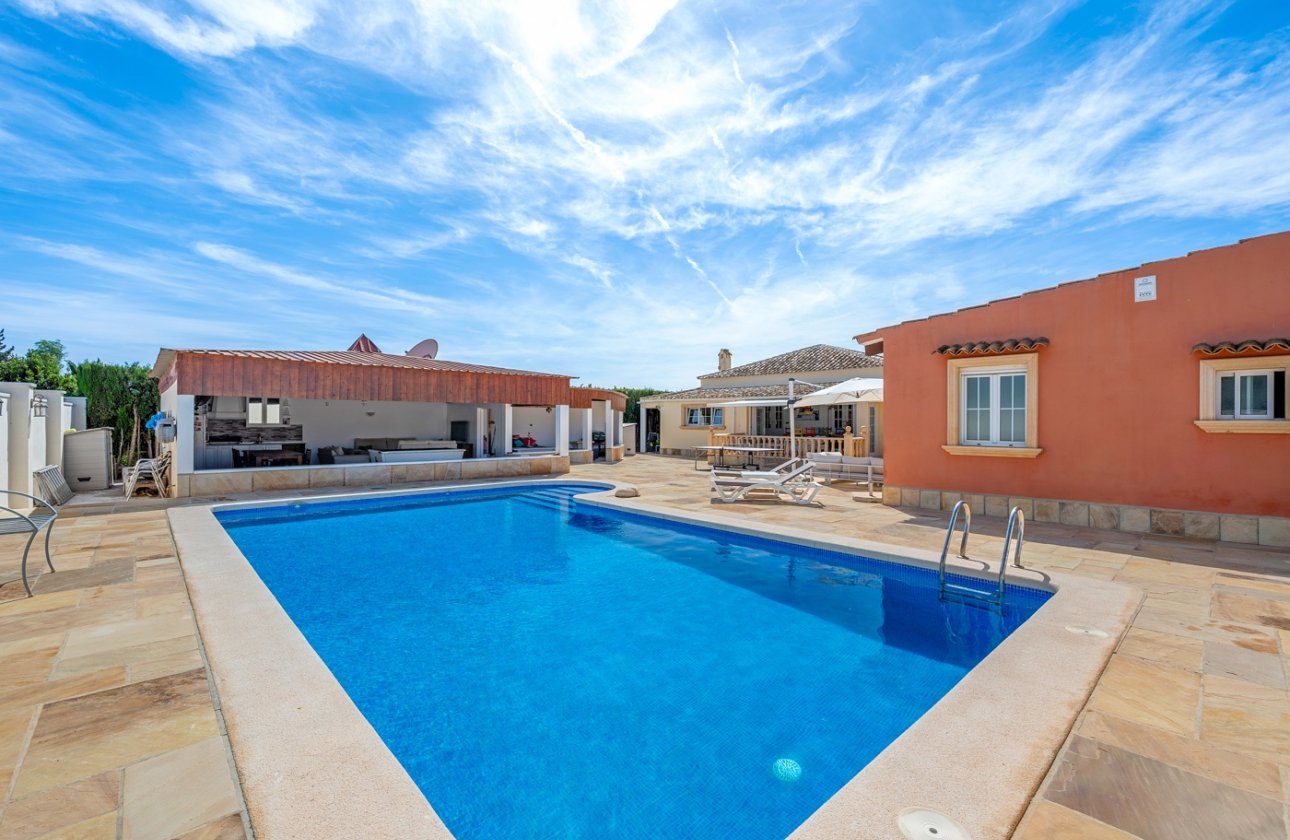 Resale - Villa - Almoradí - Las Heredades