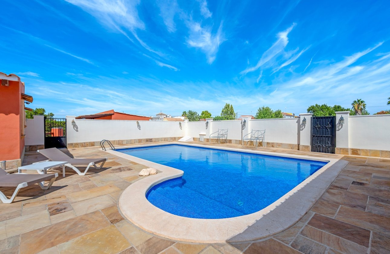 Resale - Villa - Almoradí - Las Heredades