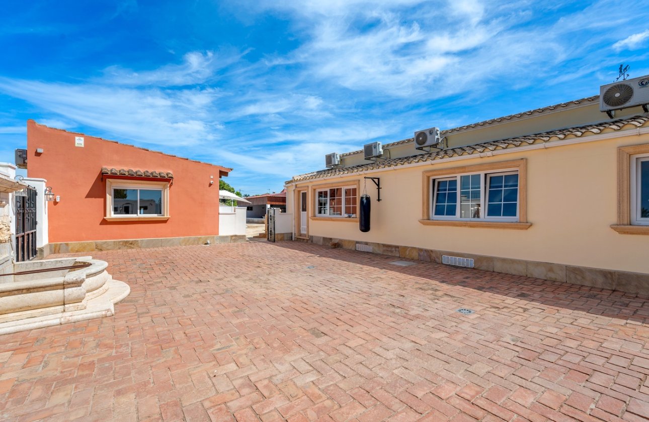 Resale - Villa - Almoradí - Las Heredades