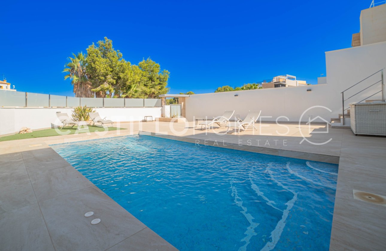 Resale - Villa - Orihuela Costa - Las Filipinas