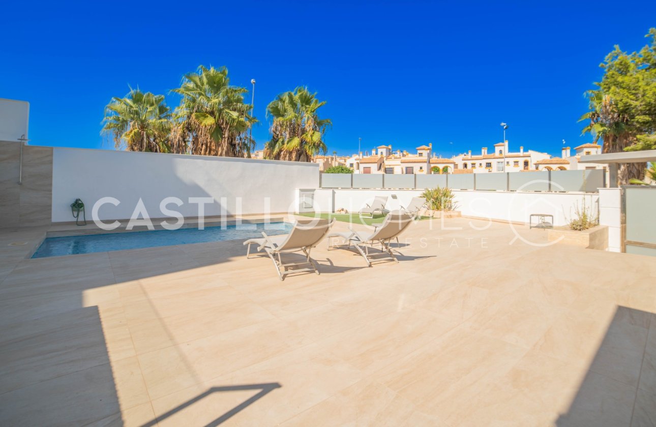 Resale - Villa - Orihuela Costa - Las Filipinas