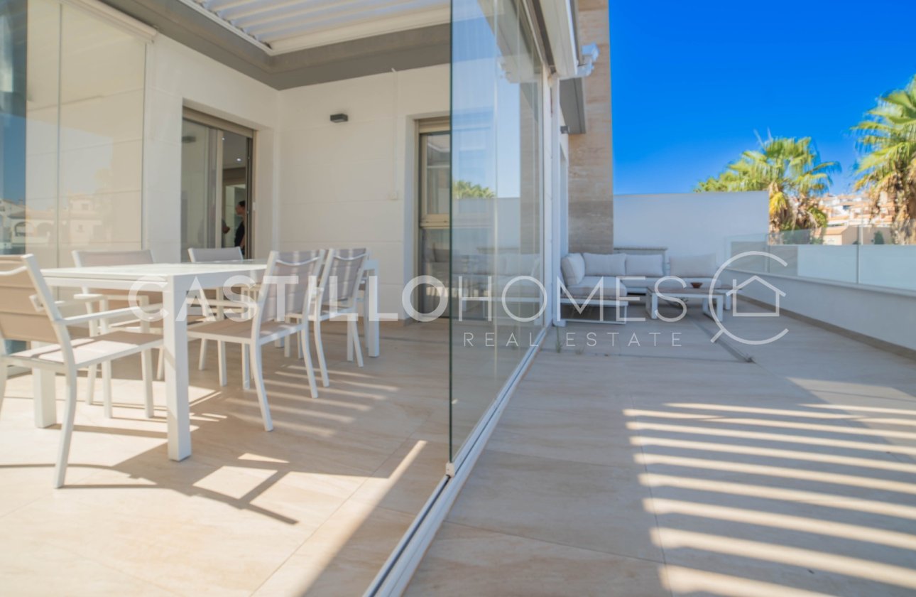 Resale - Villa - Orihuela Costa - Las Filipinas