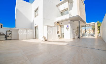 Resale - Villa - Orihuela Costa - Las Filipinas
