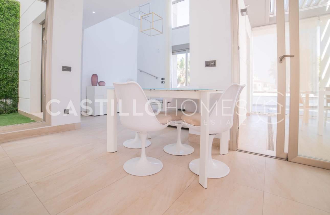 Resale - Villa - Orihuela Costa - Las Filipinas