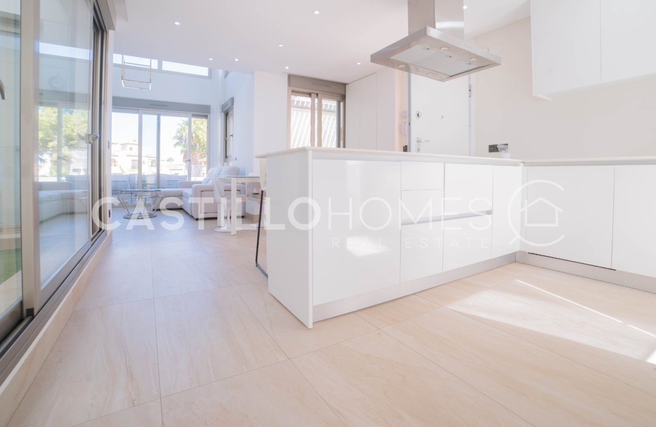 Resale - Villa - Orihuela Costa - Las Filipinas