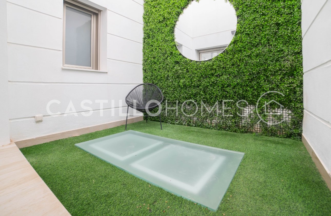 Resale - Villa - Orihuela Costa - Las Filipinas