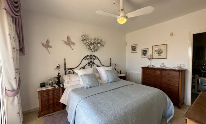 Resale - Villa - Villamartin