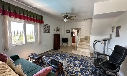 Resale - Villa - Villamartin