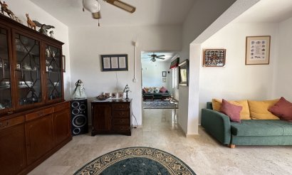 Resale - Villa - Villamartin