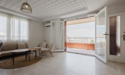 Resale - Apartment / flat - Torrevieja - Playa del Acequión