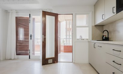Resale - Apartment / flat - Torrevieja - Playa del Acequión