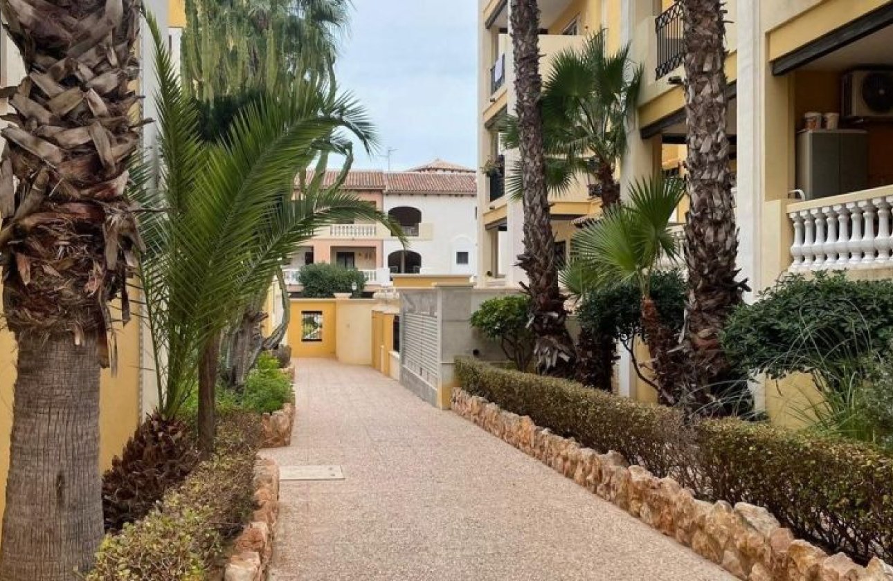 Resale - Apartment / flat - Torrevieja