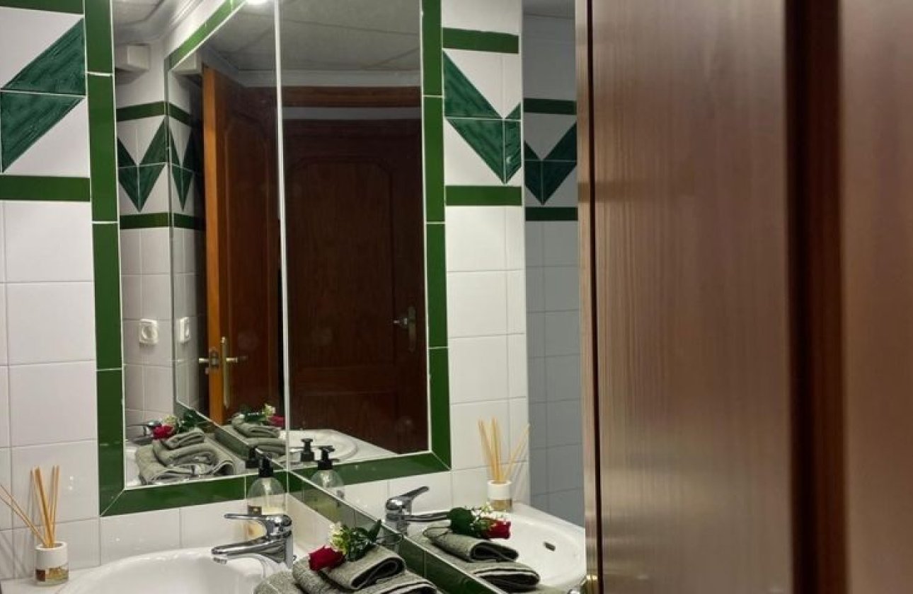 Resale - Apartment / flat - Torrevieja