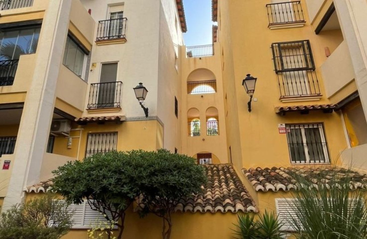 Resale - Apartment / flat - Torrevieja