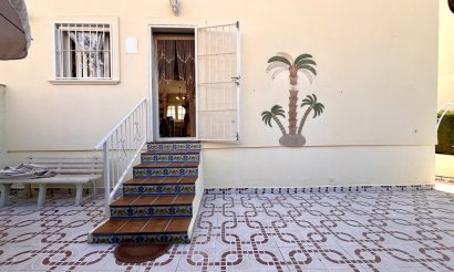 Resale - Apartment / flat - Orihuela Costa - Playa Flamenca