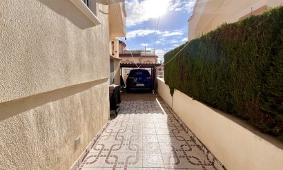Resale - Apartment / flat - Orihuela Costa - Playa Flamenca