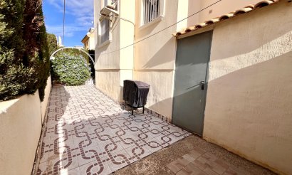 Resale - Apartment / flat - Orihuela Costa - Playa Flamenca