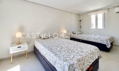 Resale - Duplex - Orihuela Costa - Playa Flamenca