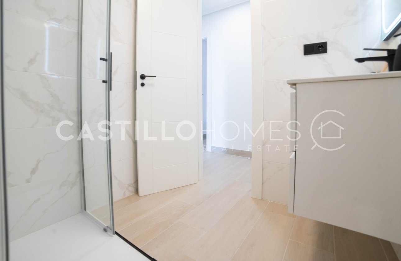 Resale - Apartment / flat - Torrevieja - Torre del moro