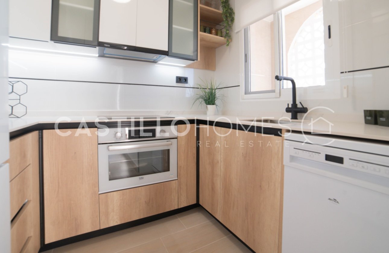 Resale - Apartment / flat - Torrevieja - Torre del moro