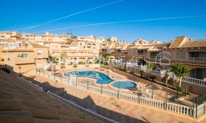 Resale - Apartment / flat - Torrevieja - Torre del moro
