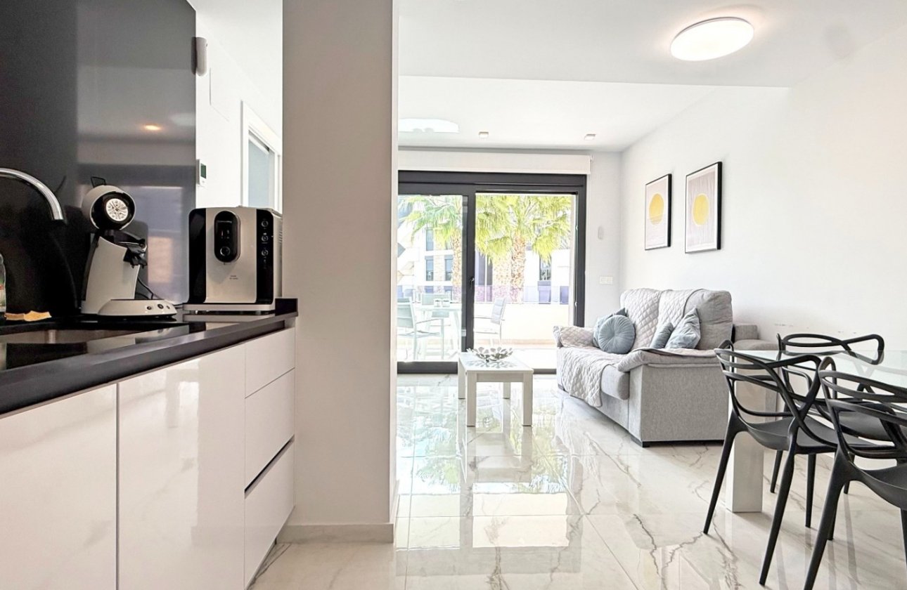 Resale - Apartment / flat - Orihuela Costa - Los Altos