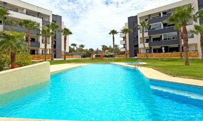 Resale - Apartment / flat - Orihuela Costa - Los Altos