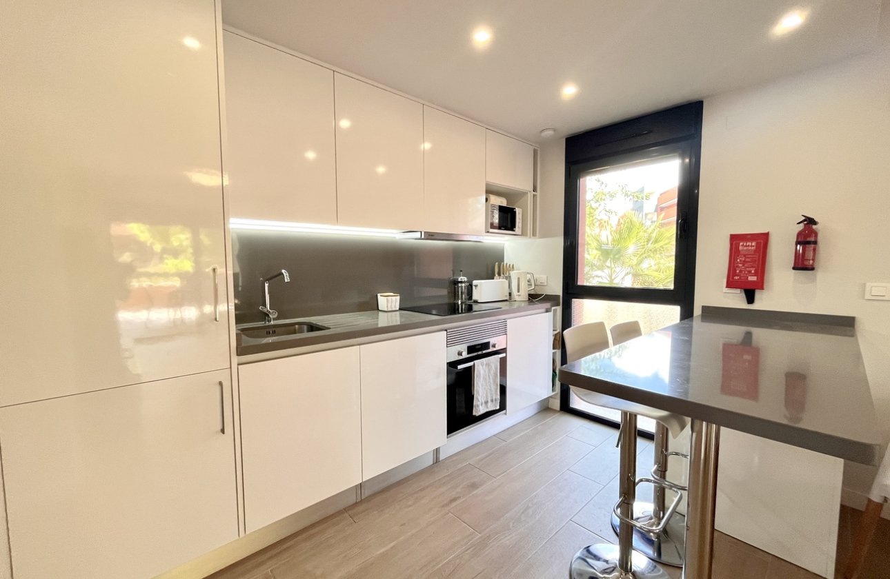 Resale - Apartment / flat - Villamartin