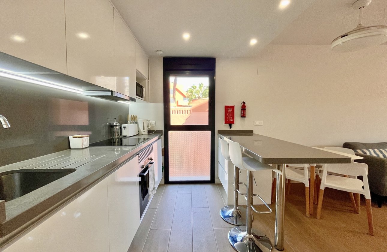 Resale - Apartment / flat - Villamartin