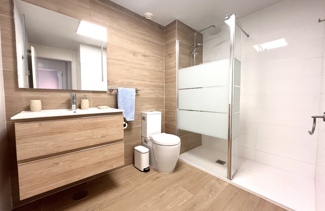 Resale - Apartment / flat - Villamartin