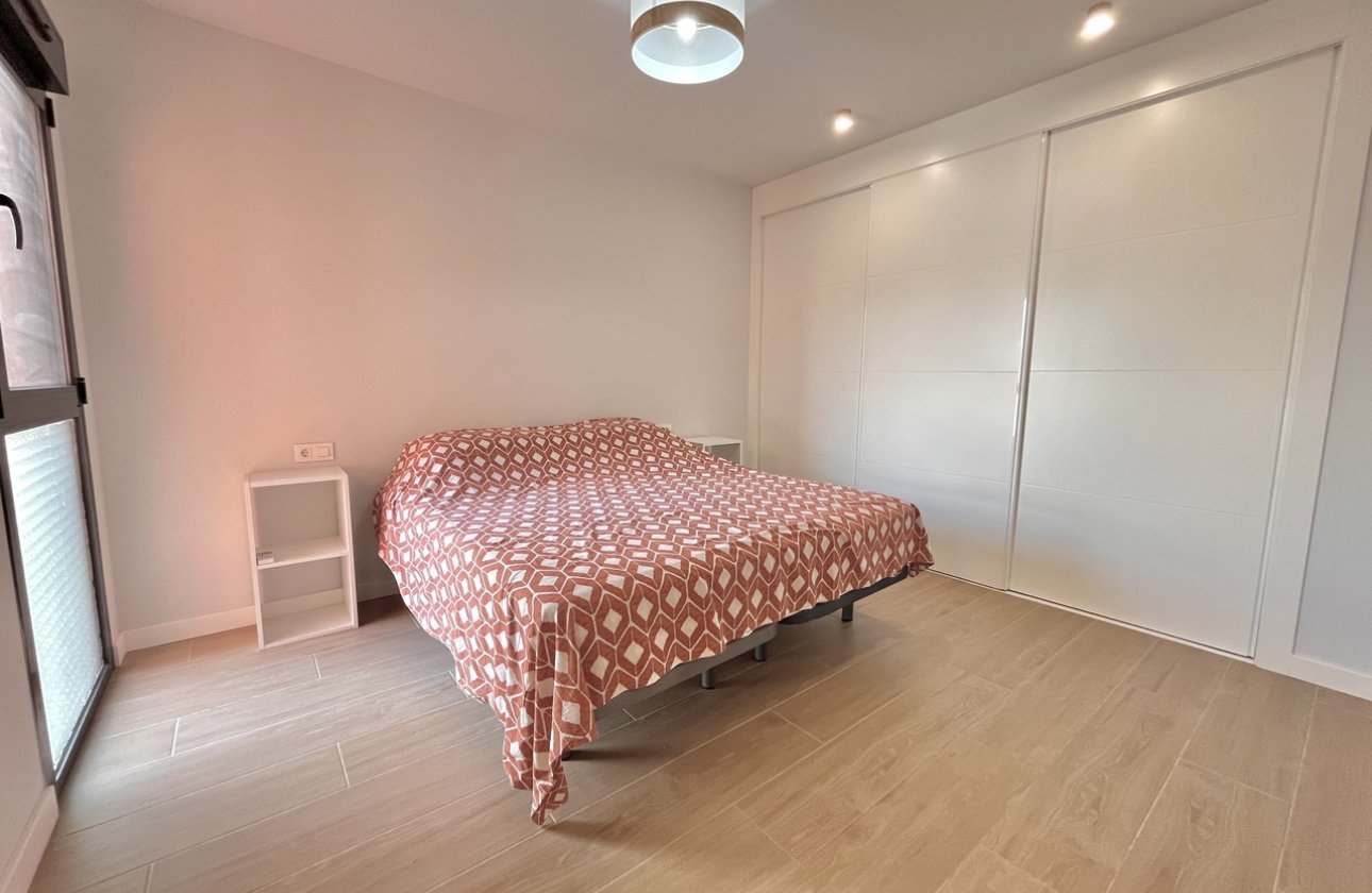 Resale - Apartment / flat - Villamartin