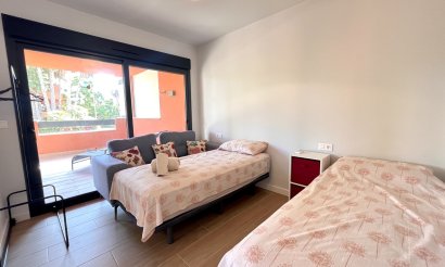 Resale - Apartment / flat - Villamartin