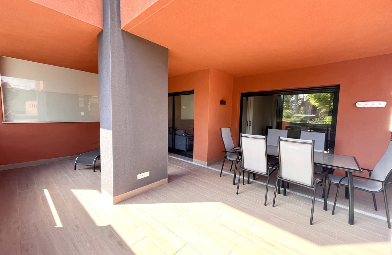 Resale - Apartment / flat - Villamartin
