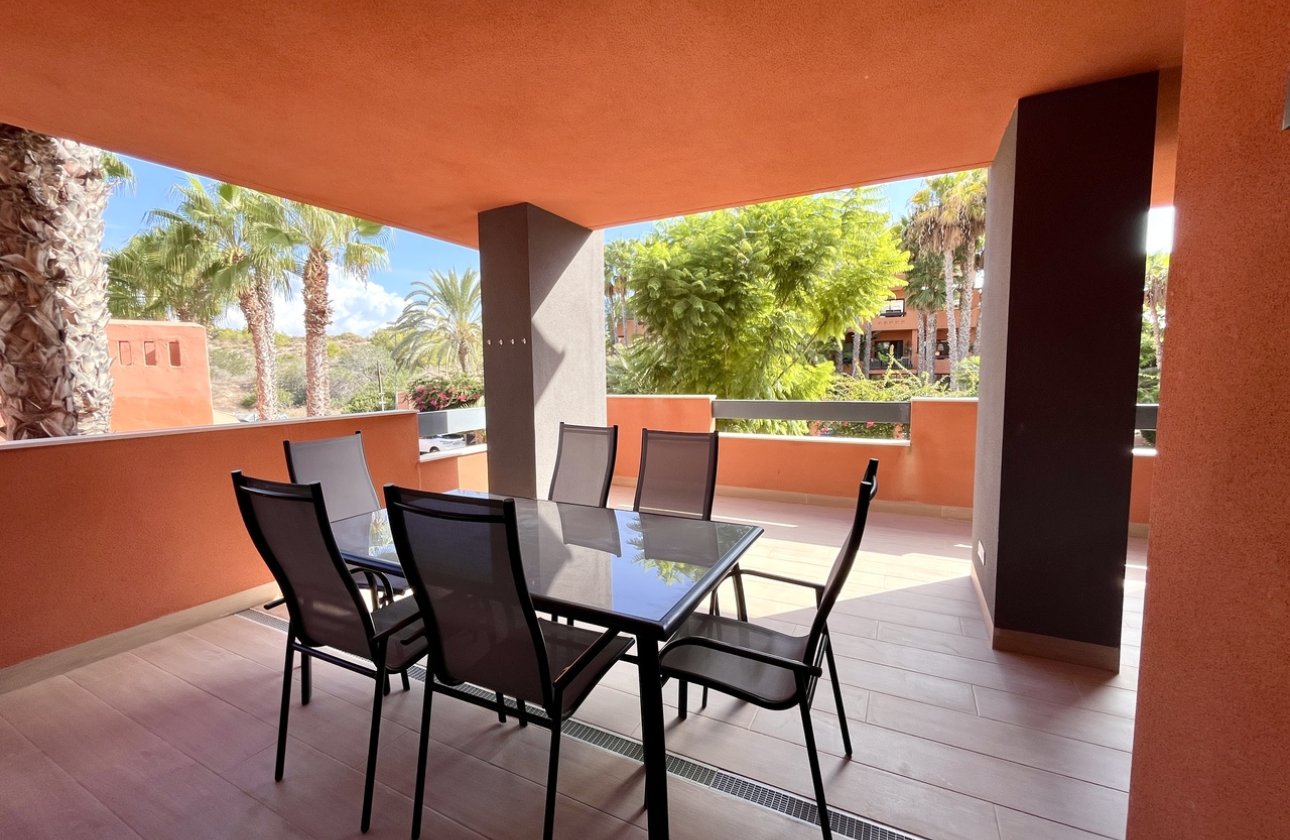 Resale - Apartment / flat - Villamartin