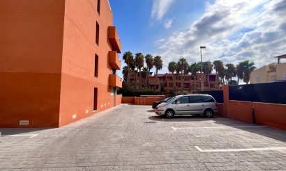 Resale - Apartment / flat - Villamartin