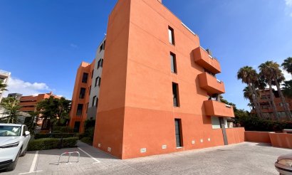 Resale - Apartment / flat - Villamartin