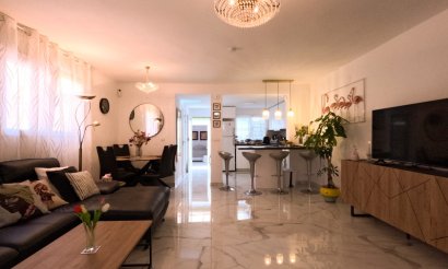 Resale - Townhouse - Torrevieja - El Acequión - Los Náufragos