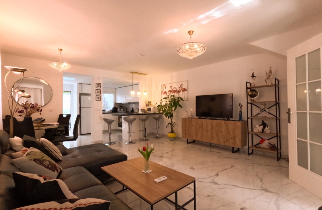 Resale - Townhouse - Torrevieja - El Acequión - Los Náufragos